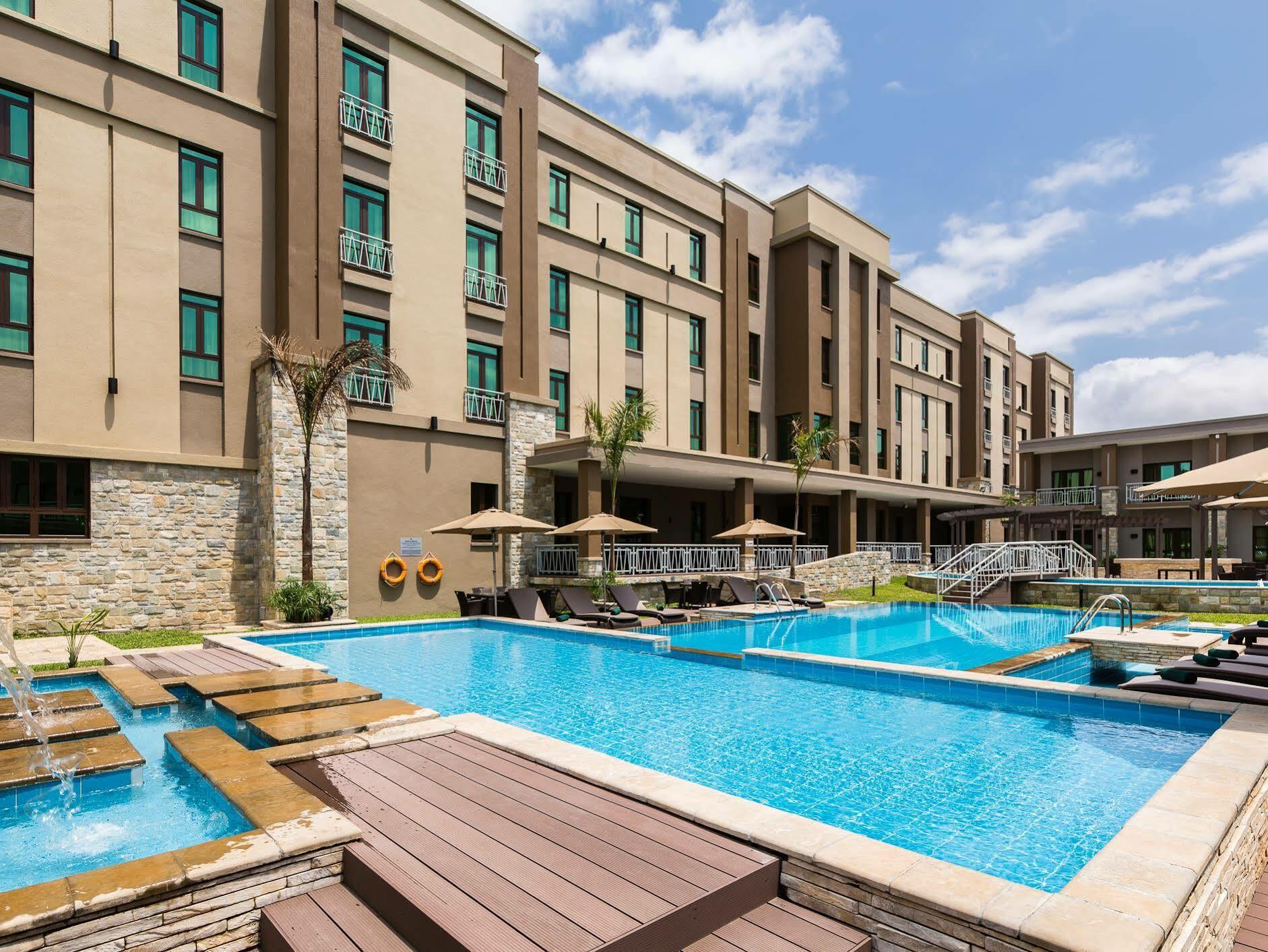 Alliance Hotel By Eagles Sekondi-Takoradi Экстерьер фото